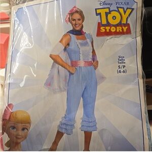 Women’s Disney Bo Peep costume size small